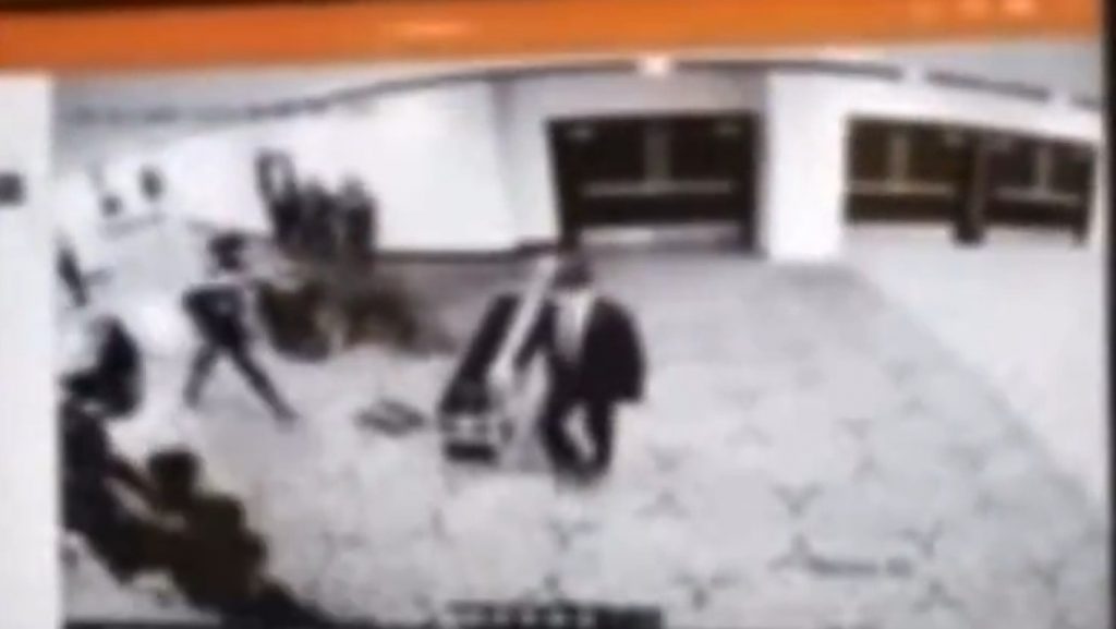 Επίθεση στο δείπνο του Λευκού Οίκου: Το κινητό τηλέφωνο του πράκτορα που απέτρεψε την τραγωδία