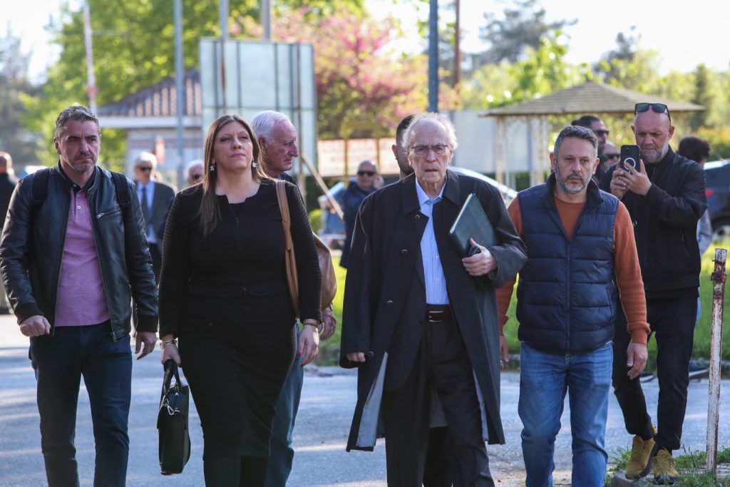 Διεκόπη η δίκη για τα Τέμπη: «Έλεος, αυτό πρώτη φορά το αντιμετωπίζω» είπε αγανακτισμένη η πρόεδρος