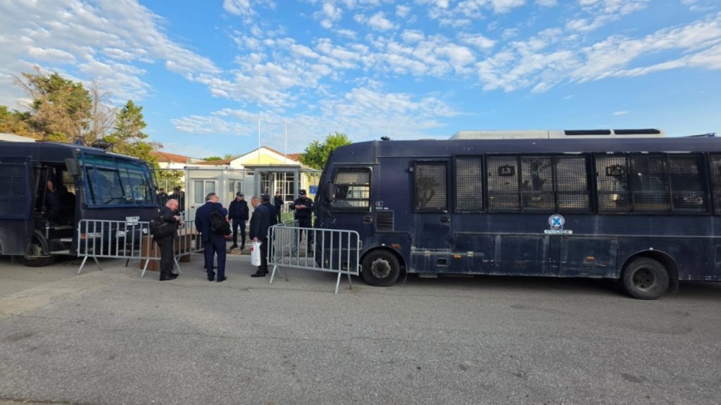 Δίκη για τα Τέμπη: Μήνυση σε Κυρανάκη καταθέτει ο κατηγορούμενος Νικολάου