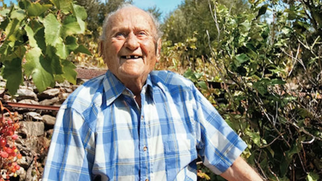 Διαγνώστηκε με καρκίνο, του έδιναν λίγους μήνες ζωής και έζησε για δεκαετίες