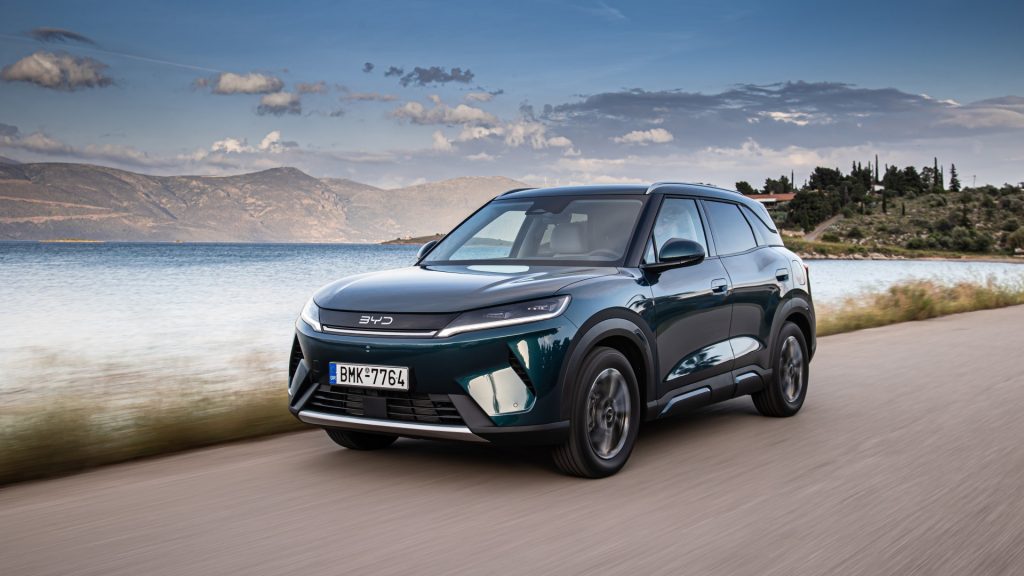 BYD Atto 2 DM-i: Οδηγούμε το πιο προσιτό plug-in υβριδικό της ελληνικής αγοράς