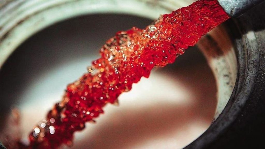 Πετρέλαιο: Έφθασε τα 126 δολάρια το βαρέλι, πόσο θα αυξηθεί η βενζίνη