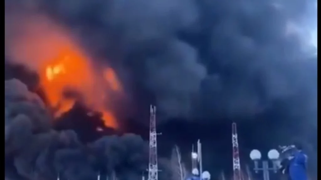 Ουκρανικά drones χτύπησαν διυλιστήριο της Lukoil στο Περμ της Ρωσίας