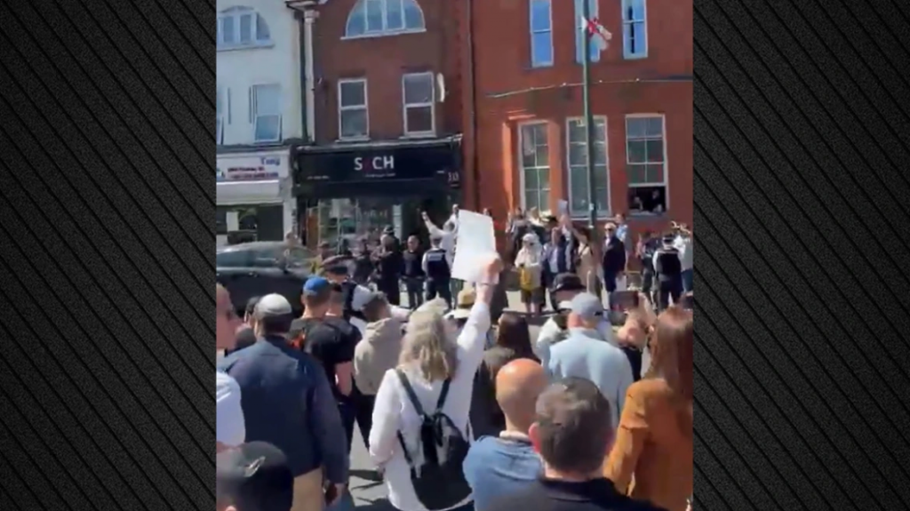 Βρετανία: Αποδοκιμασίες κατά του Κιρ Στάρμερ στο σημείο της επίθεσης εναντίον Εβραίων πολιτών