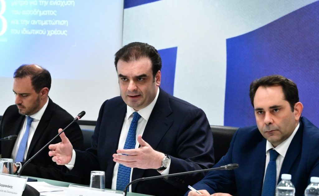 Πώς ωφελούνται οικογένειες με παιδιά, οφειλέτες, ενοικιαστές, συνταξιούχοι και αγρότες από τα οκτώ μέτρα στήριξης – Επέκταση επιδότησης στο diesel - Πίνακες