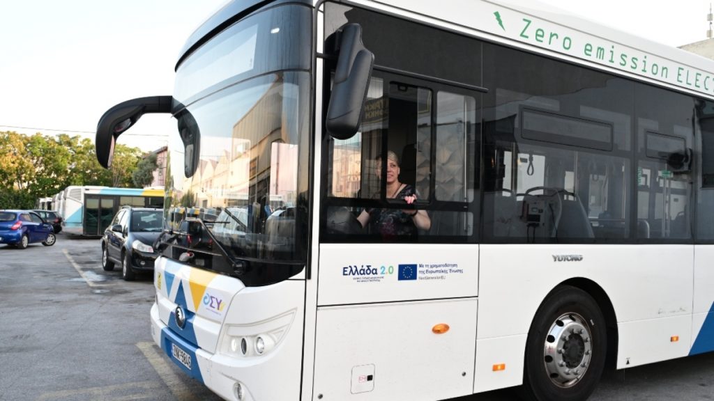 Προς εκσυγχρονισμό οι οδικές συγκοινωνίες: Στόχος τα 2.000 νέα λεωφορεία έως το 2035