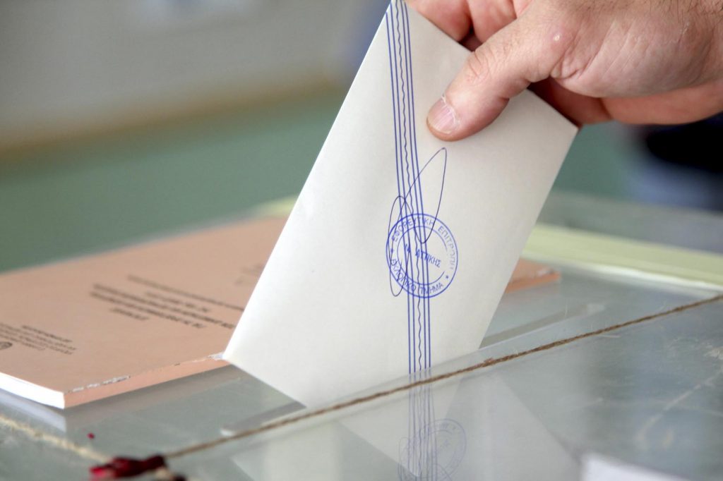 Σενάρια για εκλογές στις 11 Οκτωβρίου