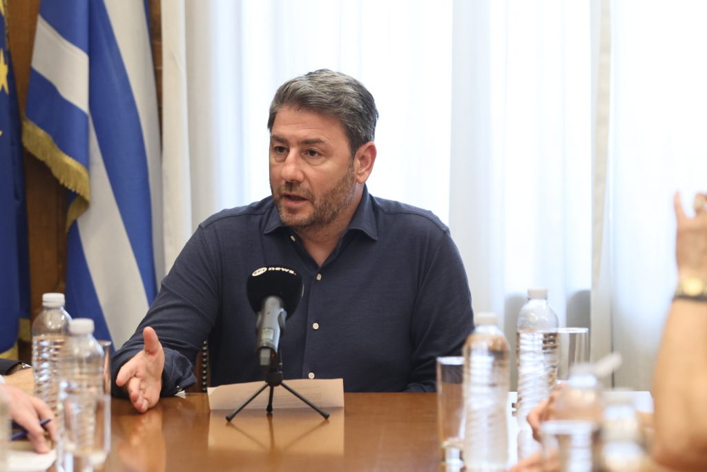 Κοινή συνεδρίαση στο ΠΑΣΟΚ για τη Συνταγματική Αναθεώρηση - Όλα όσα θα θέσουν σε δημόσια διαβούλευση