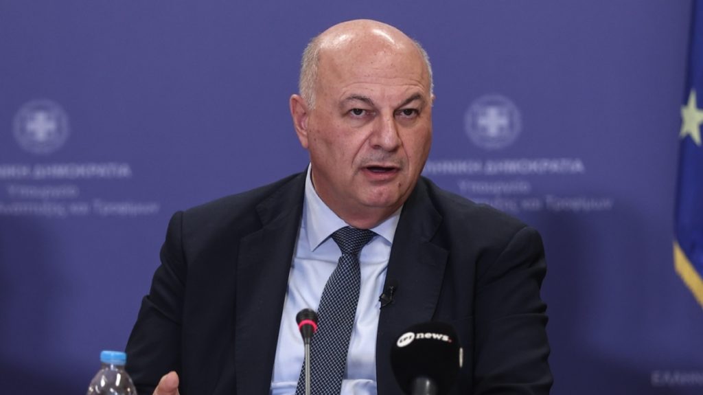 Δικογραφία κατά δύο αδερφών από την Κρήτη για υβριστικό και απειλητικό e-mail κατά του Κώστα Τσιάρα