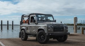 Η V8 αναγέννηση του Defender: Το Arkonik Nexus D90 ως σύγχρονο restomod-σύμβολο