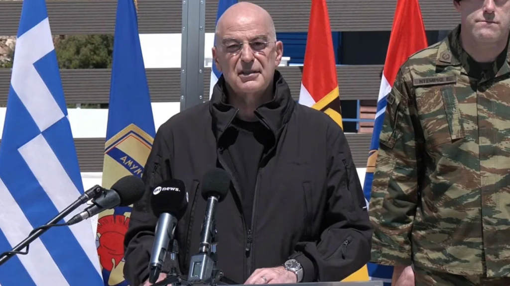 «Σαφείς εξηγήσεις» ζητά ο Νίκος Δένδιας για το ουκρανικό drone - «Έθεσε σε κίνδυνο την ασφάλεια της ναυσιπλοΐας»