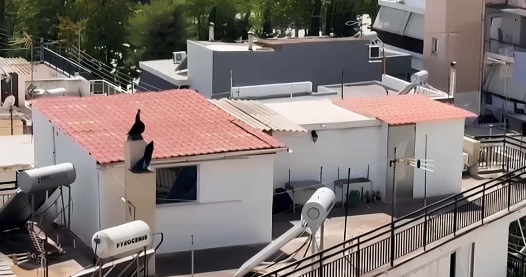 Περιστέρι: Νέα καταγγελία για την οικογένεια που ζούσε σε τρώγλη - «Τα παιδιά 8 και 9 ετών φορούσαν πάνες, ήταν σαν στρατιωτάκια»