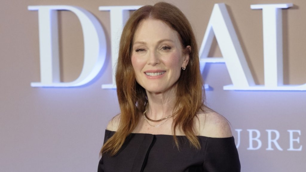 260517133000_julianne_moore__2_