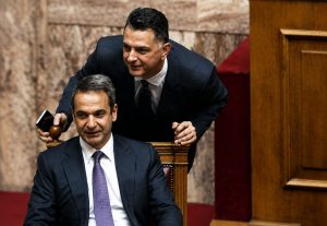 «Επιχείρηση Αναδιάταξης» στον Σκληρό Πυρήνα του Μαξίμου: Η προώθηση του κουμπάρου Μιχάλη Μπεκίρη στη θέση του Υφυπουργού και το «Plan B» του Πρωθυπουργού για τον έλεγχο των ευαίσθητων χαρτοφυλακίων