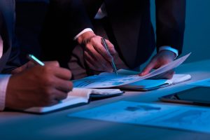 Αποκάλυψη: Σε προχωρημένες συζητήσεις (due diligence) κορυφαίος κατασκευαστικός όμιλος με πασίγνωστη εταιρεία επικοινωνίας και συμβουλευτικών υπηρεσιών, (με κρατικές δουλειές σε υπουργεία, ευρύτερο δημόσιο τομέα και ανακύκλωση) για το 51% αντί 12 εκατ. ευρώ