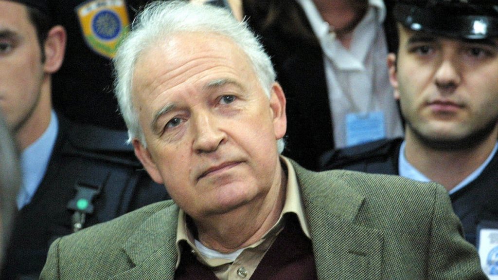 Πώς ο Γιωτόπουλος βρέθηκε εκτός φυλακής: Οι σπουδές, τα μεταπτυχιακά μέσα από το κελί και η ηλικία του μέτρησαν για την αποφυλάκισή του
