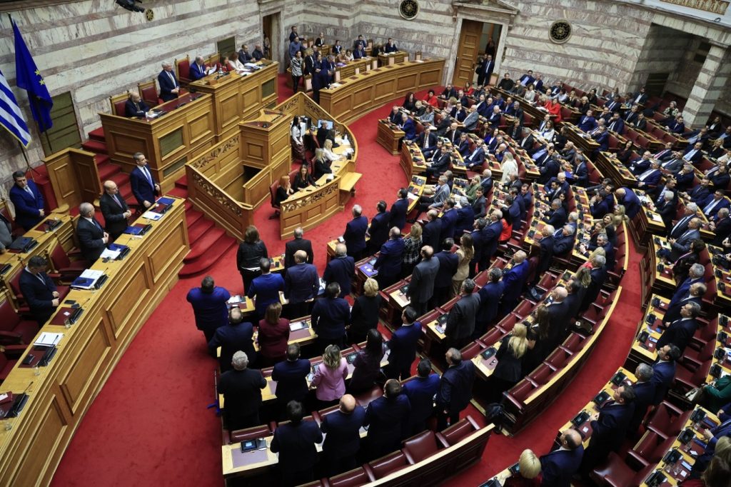 Ένταση στη Βουλή στη συζήτηση για την εξεταστική για τις υποκλοπές - Βορίδης: Τα 120 «υπέρ» για έγκριση παραβιάζουν το Σύνταγμα