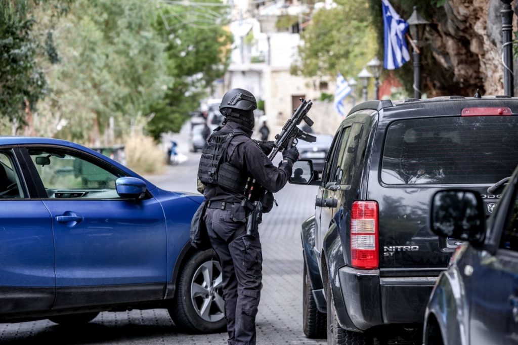 Στον εισαγγελέα οι 16 για τη «συμμορία της Κρήτης»: Ναρκωτικά, όπλα και απάτη με επιδοτήσεις ΟΠΕΚΕΠΕ