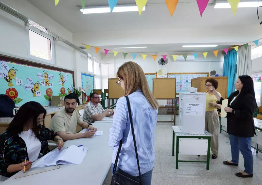 Κάλπες στην Κύπρο με φόντο γεωπολιτική, ακρίβεια και άνοδο των άκρων