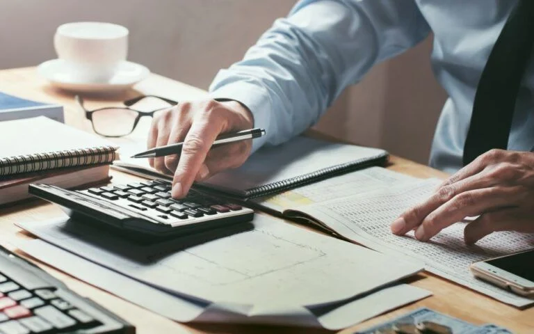 260516210305_business_calculator_tax_eforia_forologia_shutterstock-768×480-2-768×480-1-768×480