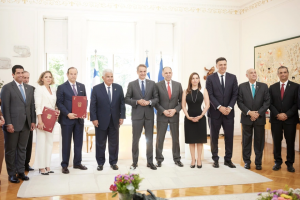mitsotakis-panama__2_.jpg