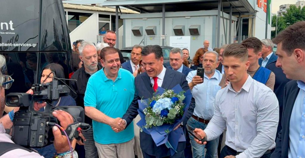 Α. Γεωργιάδης σε μέλη της ΑΝΤΑΡΣΥΑ στο Ιπποκράτειο:«Κανείς εκλεγμένος υπουργός δεν είναι ανεπιθύμητος»
