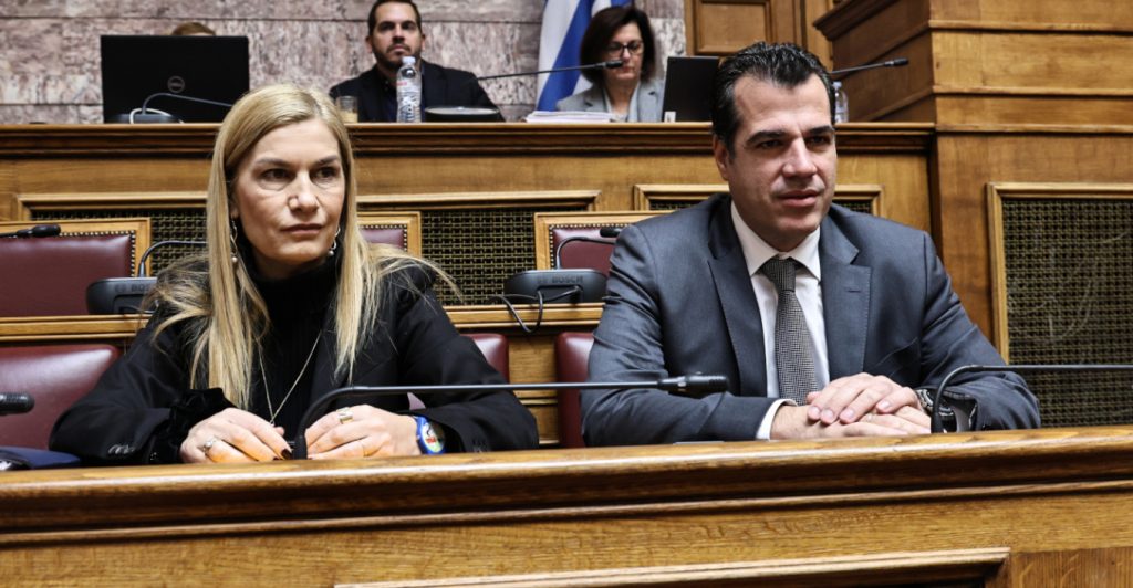 Πέρασε από την Επιτροπή της Βουλής το νομοσχέδιο για το μεταναστευτικό