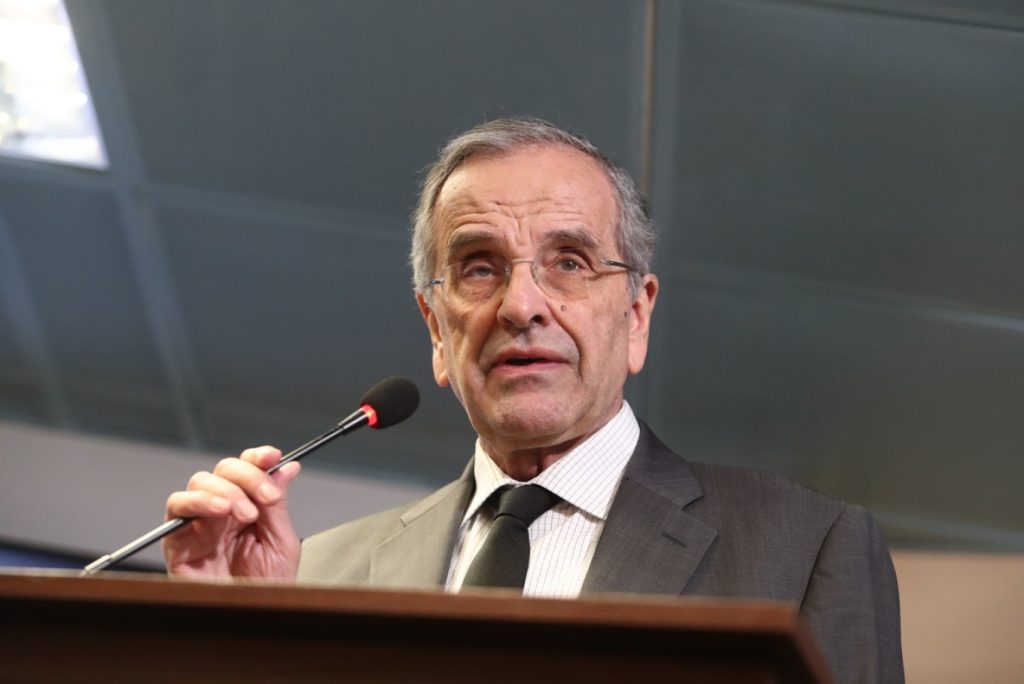Αντώνης Σαμαράς για το ενδεχόμενο νέου κόμματος: «Θα τα πούμε το απόγευμα»