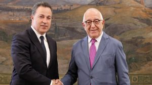 Χωρίς σεβασμό στα περιουσιακά της ελληνικής ομογένειας η Αλβανία δεν μπαίνει στην ΕΕ, δήλωσε στον ομόλογο του ο Νικήτας Κακλαμάνης