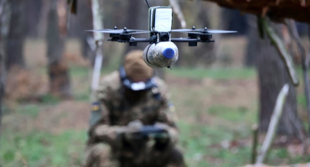 Ουκρανικό σφυροκόπημα με drones στην Αθήνα: Νεκροί άμαχοι και επιθέσεις σε πρατήρια καυσίμων