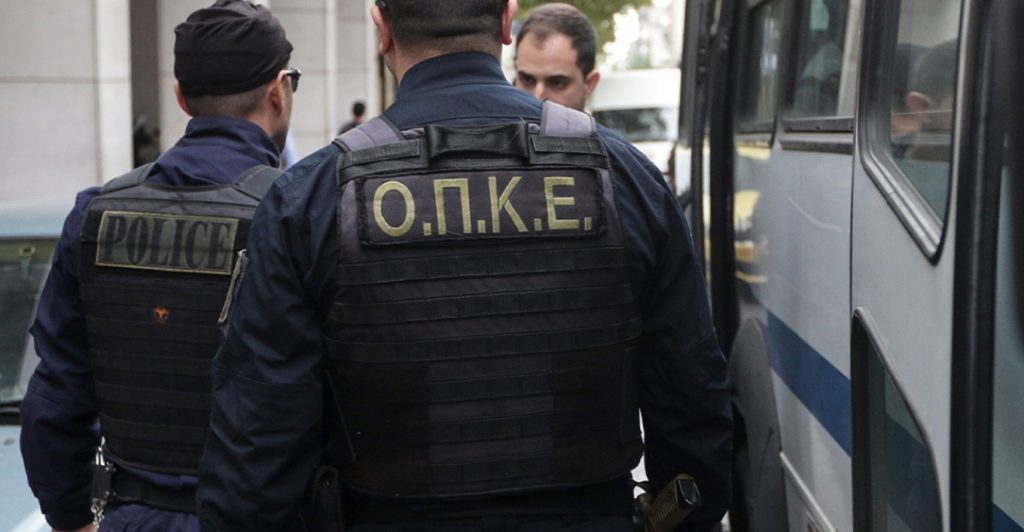 Μεγάλη αστυνομική επιχείρηση για σπείρα κλοπών αυτοκινήτων: 13 συλλήψεις σε Αθήνα και βορειοανατολική Αττική