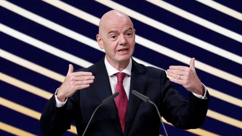 Ο Τζιάνι Ινφαντίνο της FIFA πρότεινε φιλικό ματς Παλαιστίνη εναντίον Ισραήλ