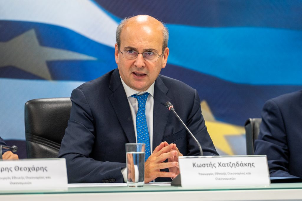 Κωστής Χατζηδάκης: Μείωση φόρων και στήριξη ευάλωτων στο «πακέτο» της ΔΕΘ