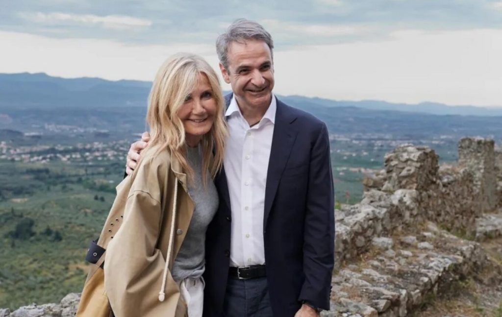 Κ. Μητσοτάκης: Η ευχετήρια ανάρτηση του Πρωθυπουργού για την Μαρέβα - «Να μας δίνεις δύναμη με το χαμόγελό σου»: