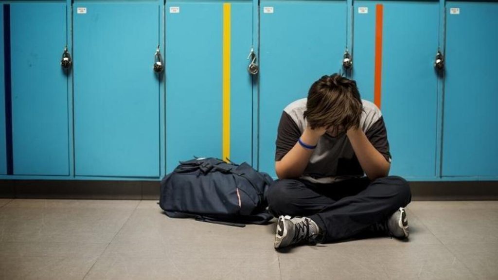 Μεσολόγγι: 15χρονος έκανε bullying σε 13χρονο και συνελήφθη - Τον προσέβαλε και για την καταγωγή του