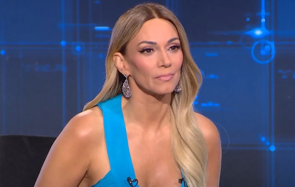 Έλλη Κοκκίνου: Με έχουν μπερδέψει με τη Βανδή, τους απαντούσα σαν να είμαι η Δέσποινα