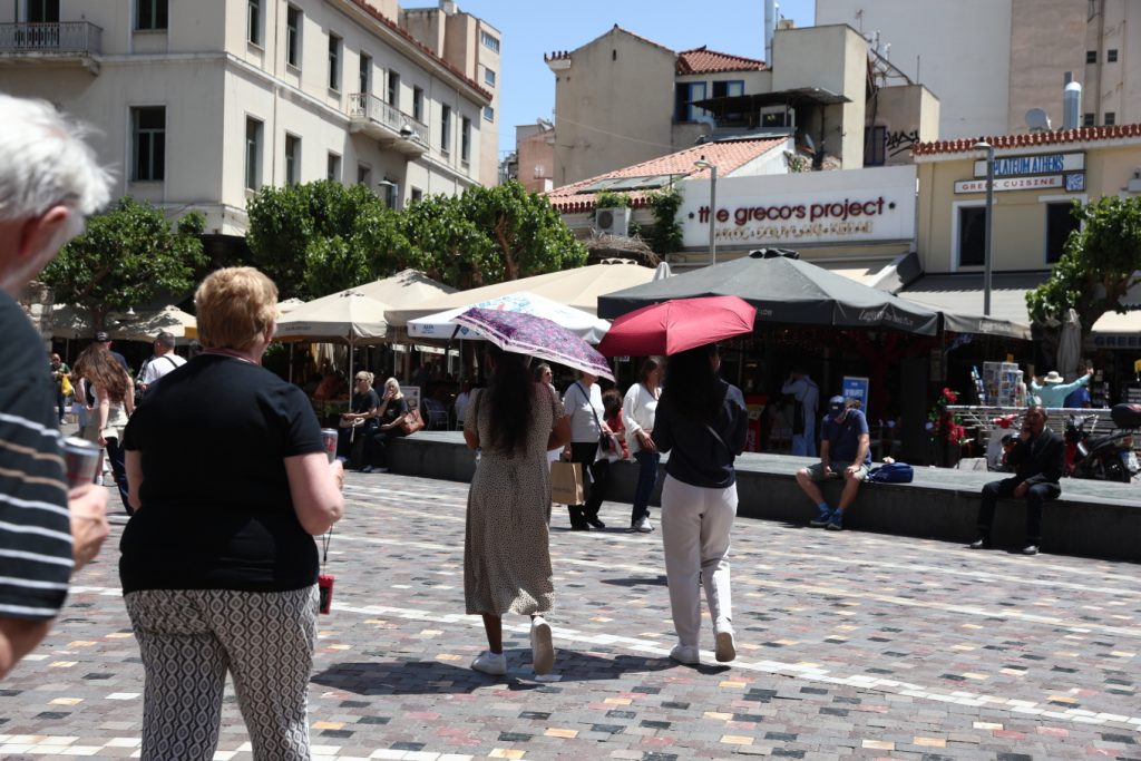 Καιρός: Έως 37 βαθμούς ο υδράργυρος σήμερα - Πέφτει η θερμοκρασία το Σαββατοκύριακο