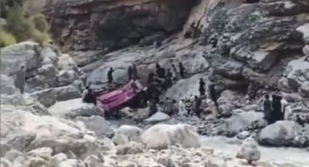 Πακιστάν: Τουλάχιστον 40 άνθρωποι σκοτώθηκαν σε δυστύχημα με λεωφορείο