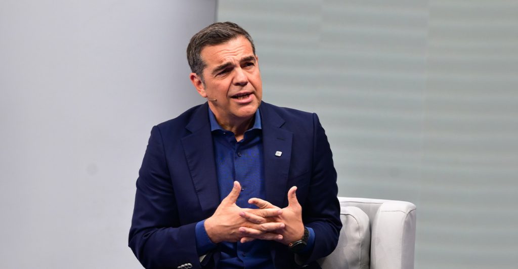 Νέο βίντεο Τσίπρα: Δέσμευση η κατάργηση των Πανελλαδικών και τέλος στους μισθούς αναξιοπρέπειας των εκπαιδευτικών