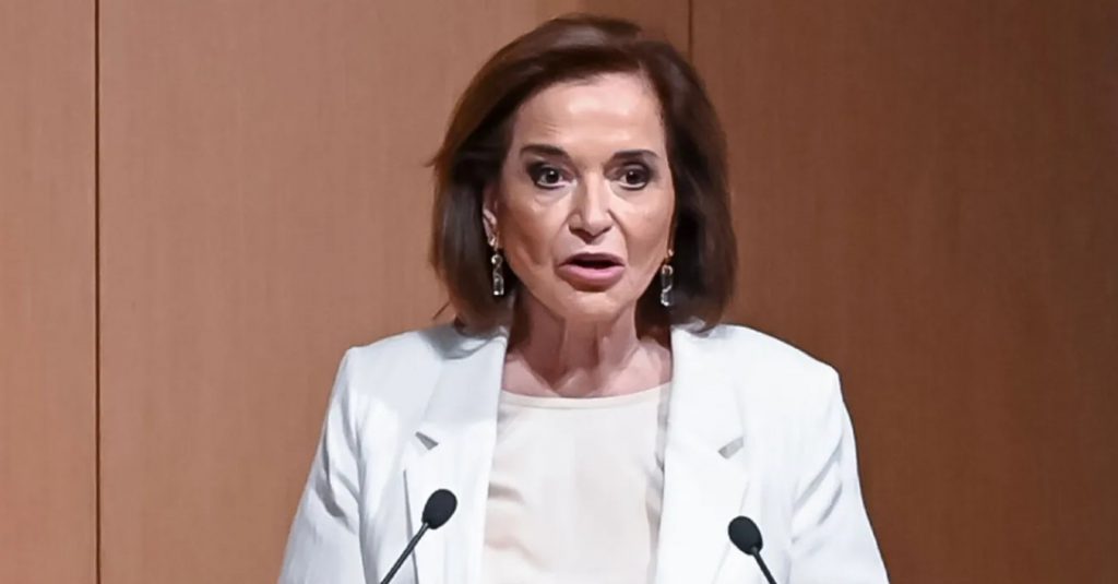 Ντόρα Μπακογιάννη: Στόχος του Σαμαρά είναι να κάνει ζημιά στη ΝΔ - Δεν είναι καλό να συγκρούεται κανείς με την πραγματικότητα