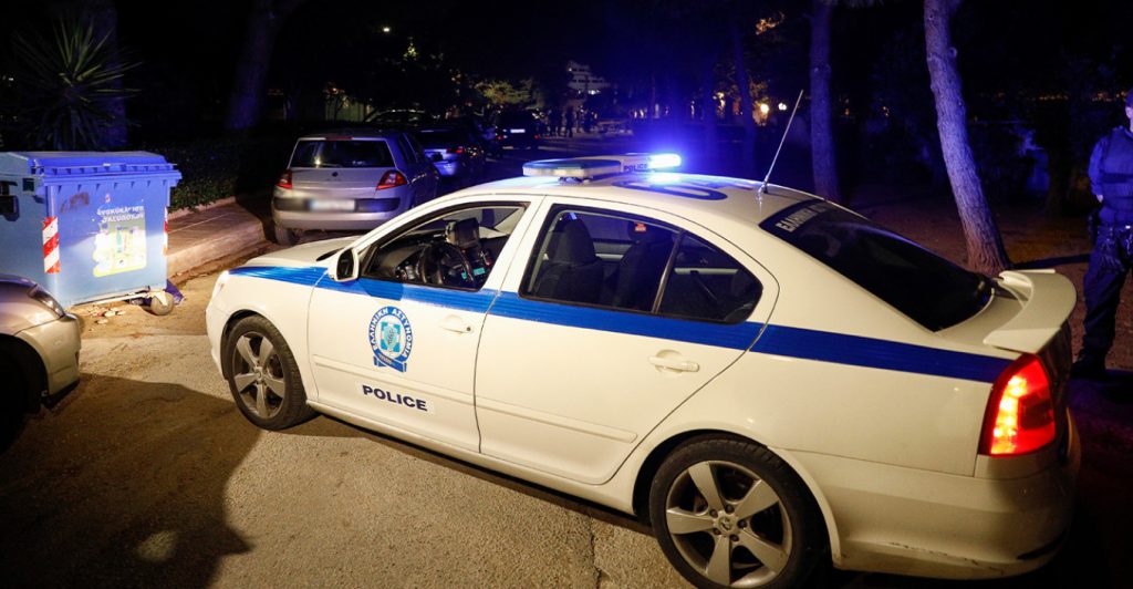 Αιματηρή συμπλοκή στη Λάρισα: Δύο ανήλικοι στο νοσοκομείο μετά από επίθεση από ομάδα ατόμων με ρόπαλα