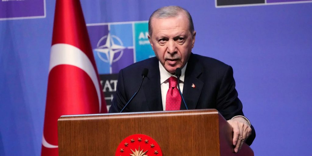 Θα ήταν λάθος του Μητσοτάκη να αμφισβητήσει το δικαίωμα να αγοράσουμε F-35, είπε ο Ρετζέπ Ταγίπ Ερντογάν - Τα ζητήματα του Αιγαίου είναι θέμα ηγετών