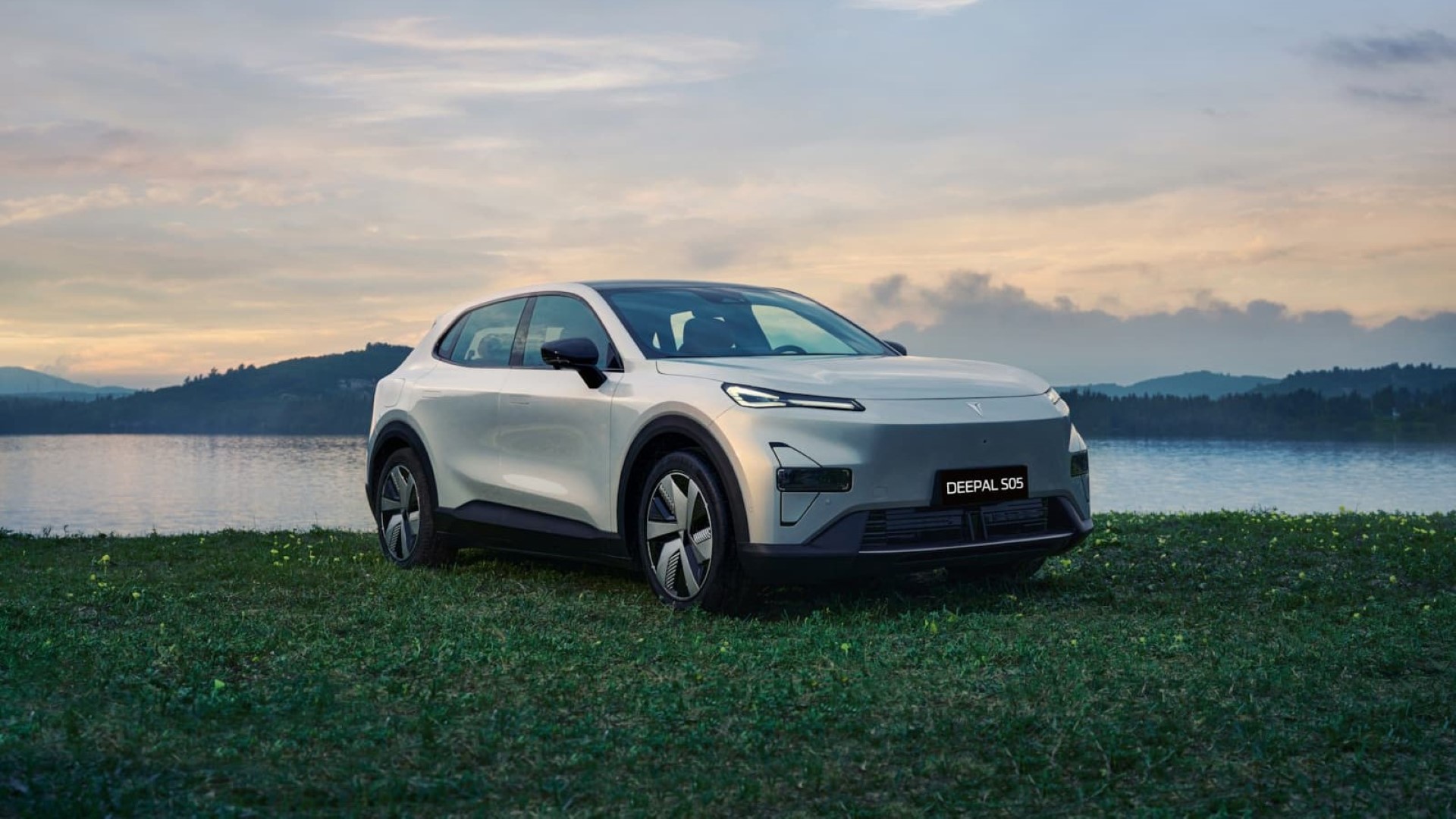 Το νέο Changan Deepal S05 Plug-in Hybrid διαθέσιμο στην ελληνική αγορά