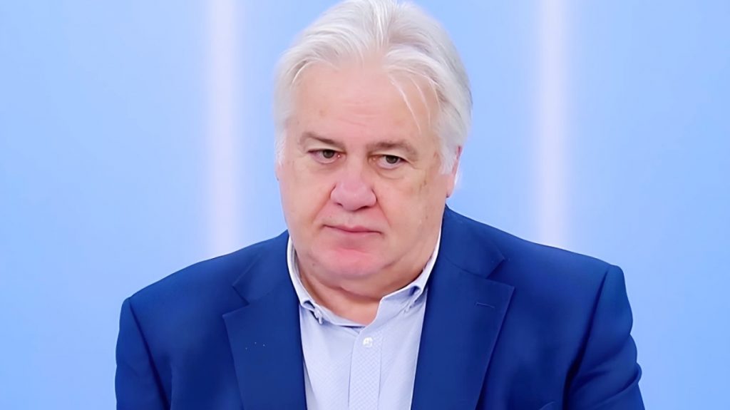Επέστρεψε στην Αυγή ο Σπύρος Σουρμελίδης - Eίχε παραιτηθεί για «εκτός γραμμής» πρωτοσέλιδο για τις σχέσεις Φάμελλου - Τσίπρα