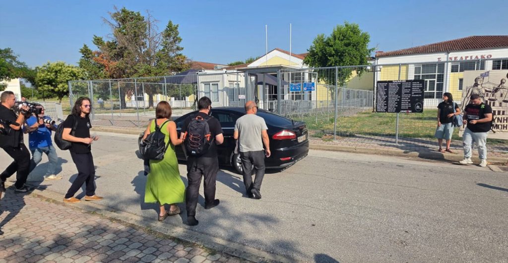 Δίκη για τα Τέμπη: Νέα αντιπαράθεση Κωνσταντοπούλου με την πρόεδρο - «Εσείς γιατί θίγεστε;»
