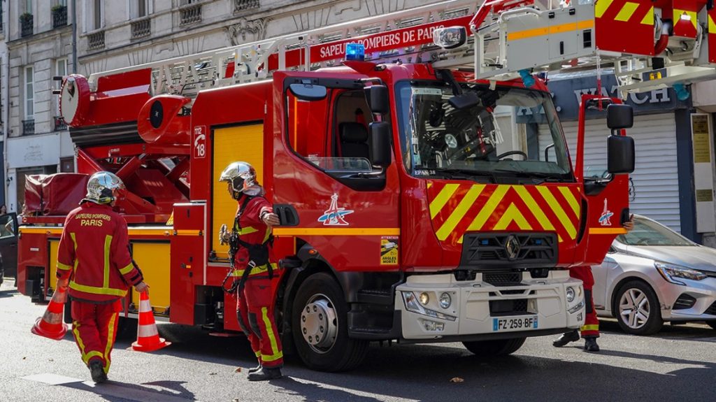 Γαλλία: Έχασαν τη ζωή τους δύο πυροσβέστες σε κατάσβεση πυρκαγιάς κοντά στο Μπορντό