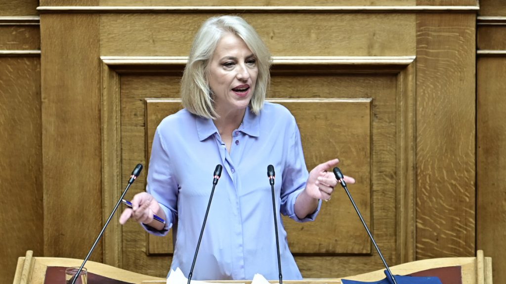 Δεν θα παραστούμε στη δεξίωση στο προεδρικό, τόνισε η Ρένα Δούρου - Η απάντηση της στον Κυριάκο Μητσοτάκη