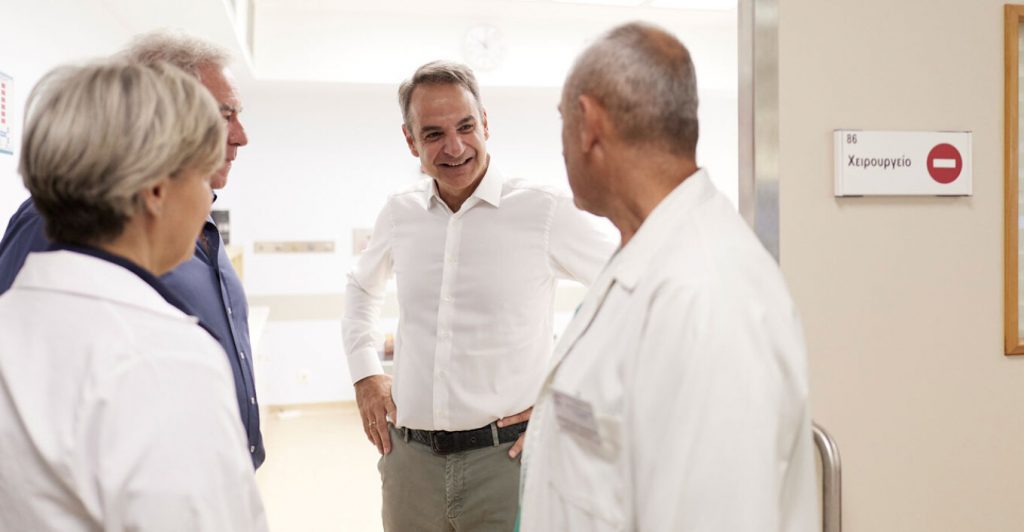 Ο Κυριάκος Μητσοτάκης επισκέφτηκε το ΚΥ Ιστιαίας - Το πρώτο κέντρο πρωτοβάθμιας υγείας με τεχνητή μονάδα νεφρού