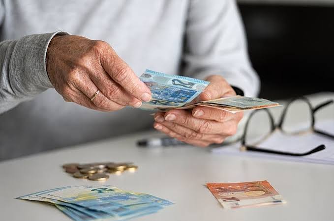 Συντάξεις Σεπτεμβρίου 2026: Πότε πληρώνονται οι συνταξιούχοι ΙΚΑ, Δημοσίου, Τραπεζών, ΟΤΕ και ΔΕΗ
