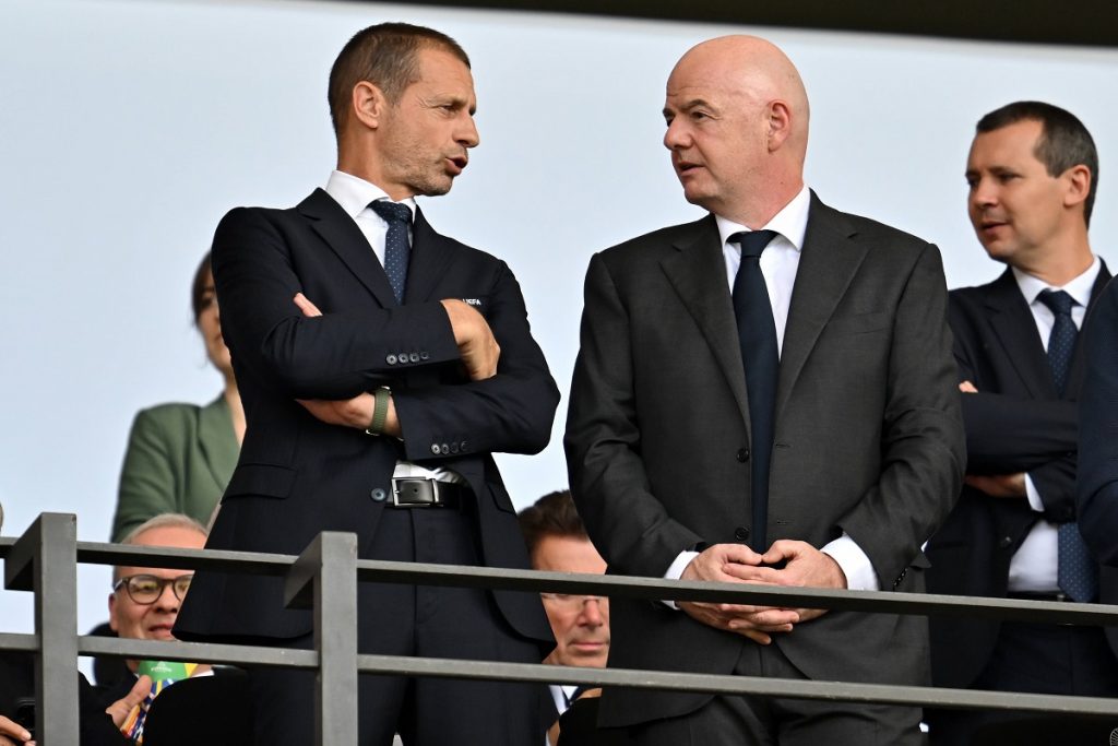 260801111202_Infantino-Ceferin